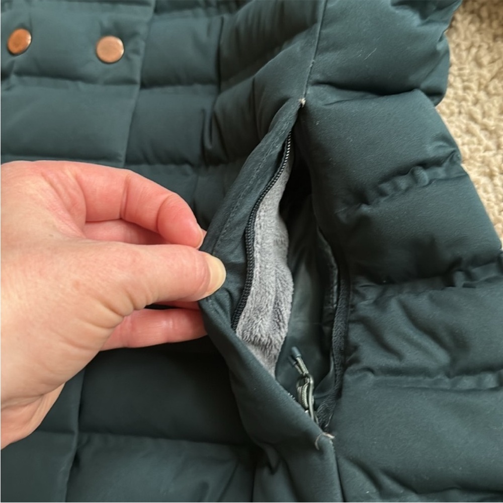 Mountain Hardware Teal Quilted Jacket - image 5